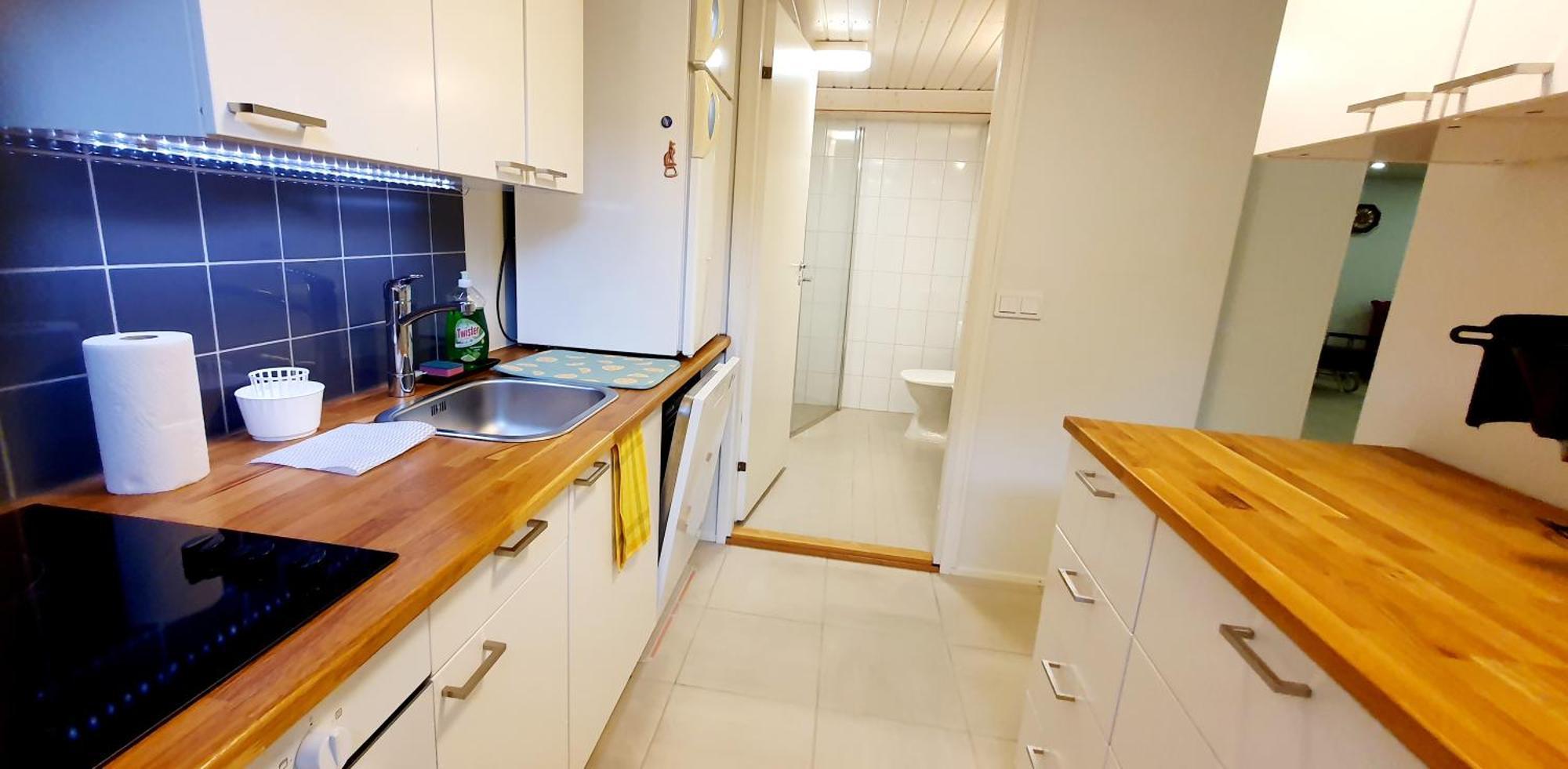 Two 54m2 Apt, Wifi, Free Parking, Terrace, Near Park Huoneisto *